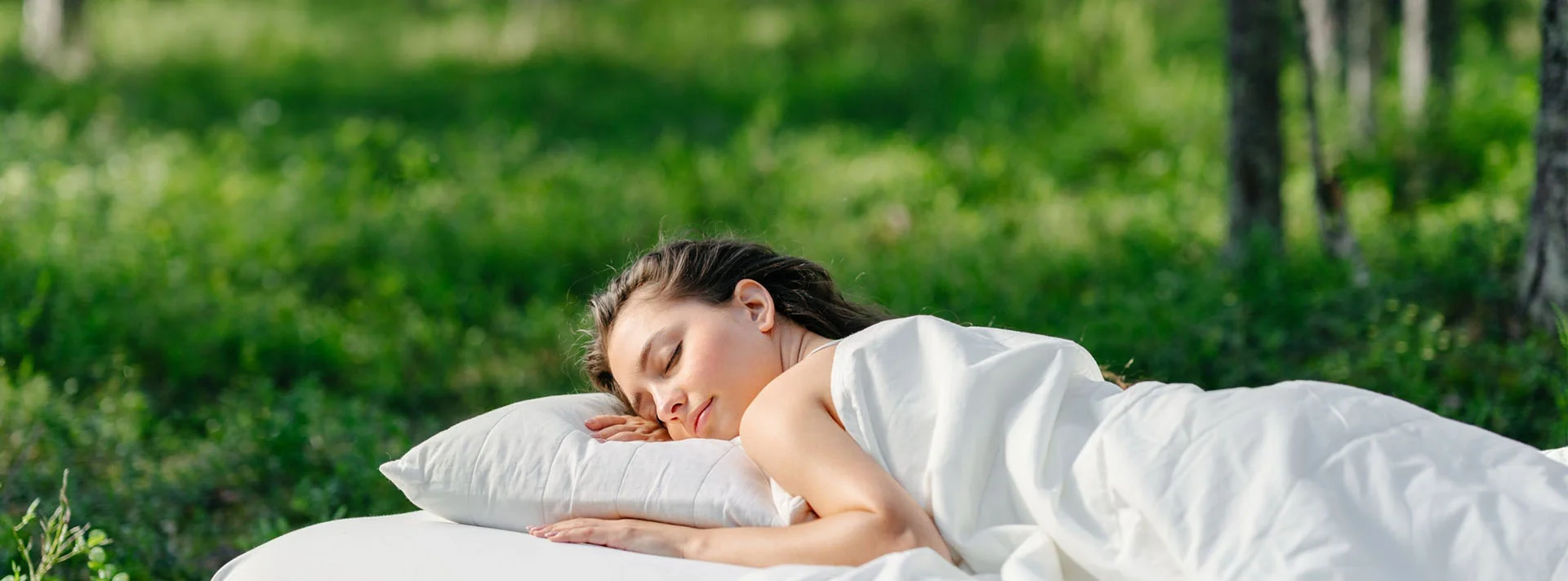 Best Grounding Sheets 2025 - Top 3 Worth Your Money (Tested)