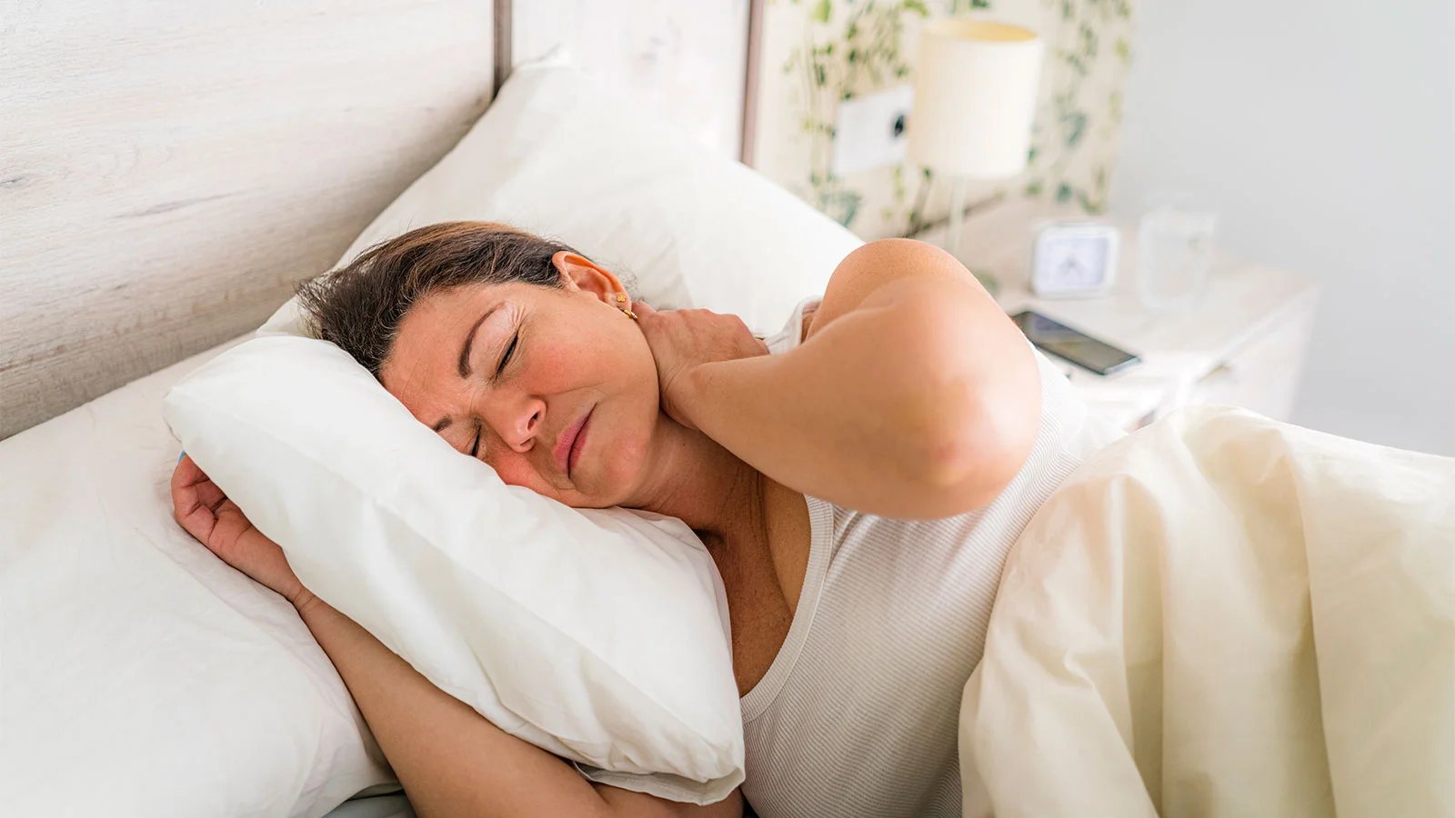 Best Pillow for Neck Pain 2025: Which Ones Actually Work? (6-Month Testing Results)